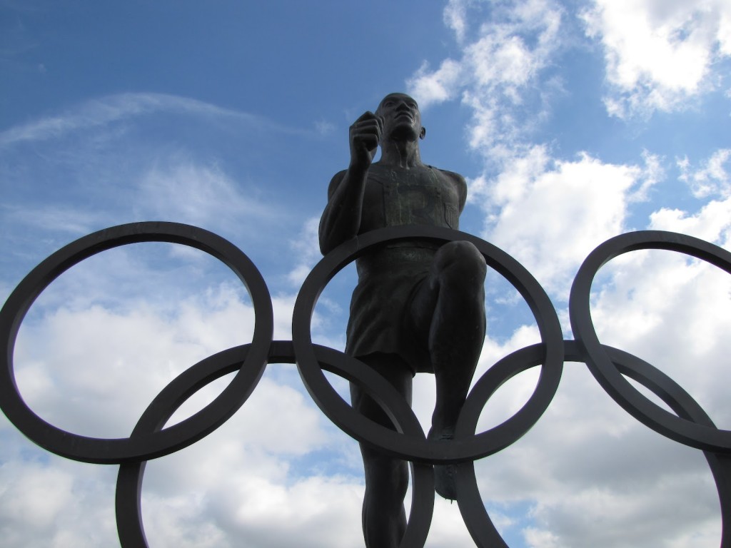 JESSE-OWENS-a-1024x768